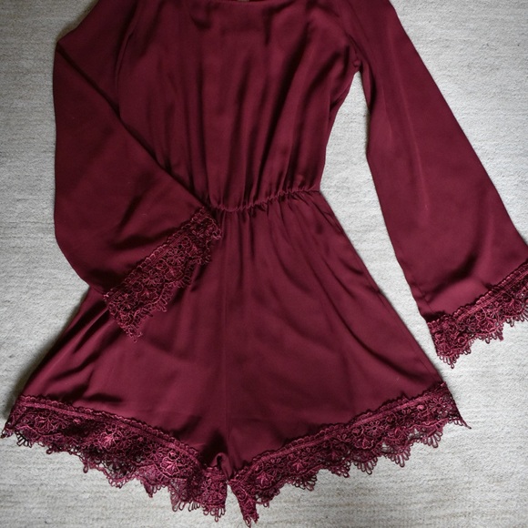 Tobi Other - Maroon Tobi Romper with Lace Detailing